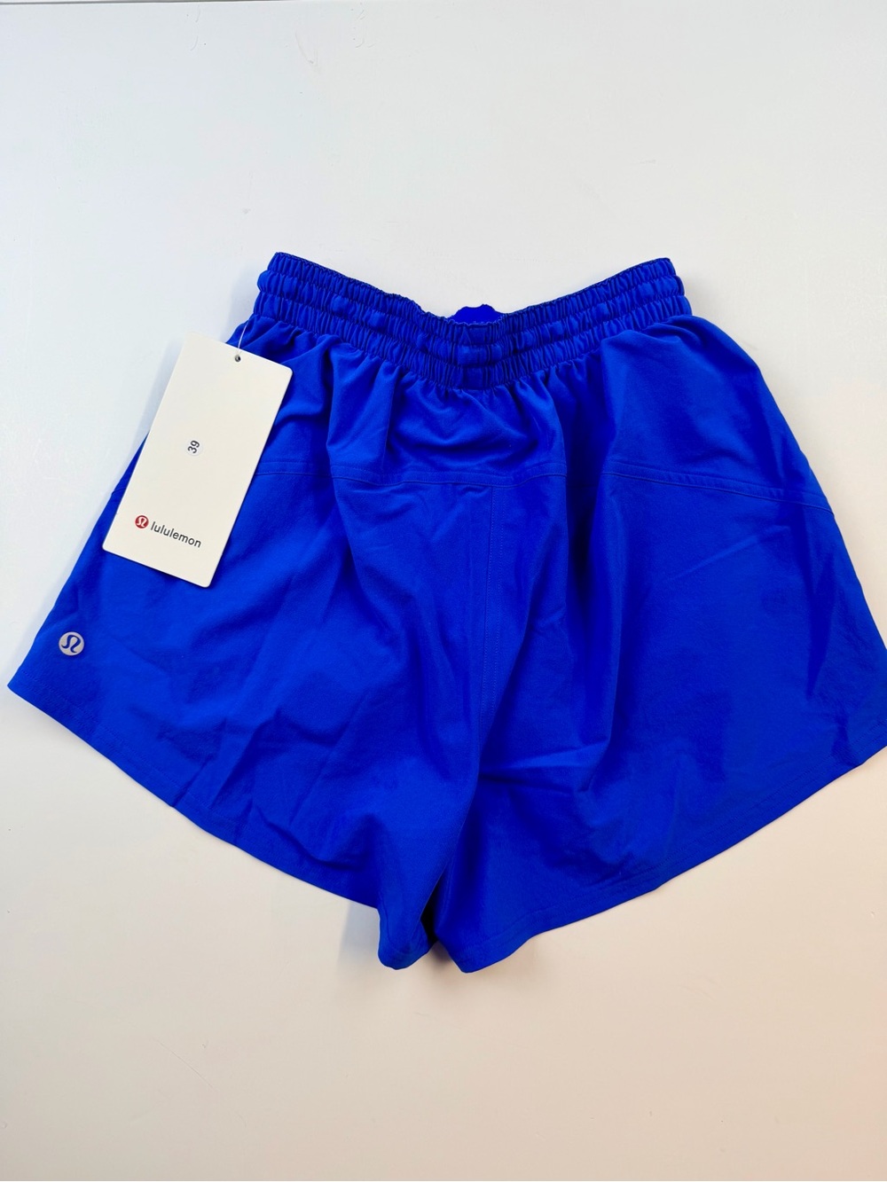 Lululemon women’s Lightweight Relaxed Short 3” long liner NWT size 0